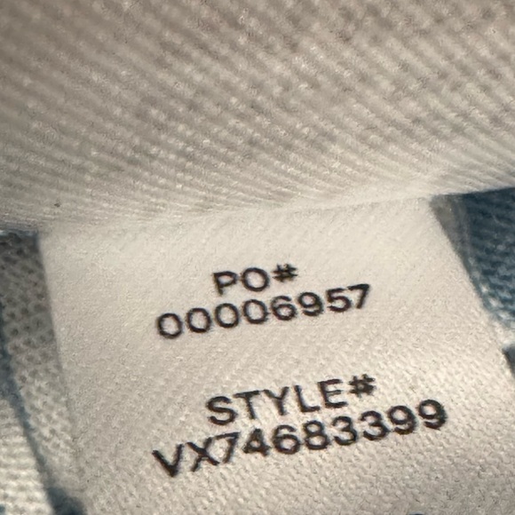 VINCE Long Sleeve Striped Tee - Picture 12 of 12